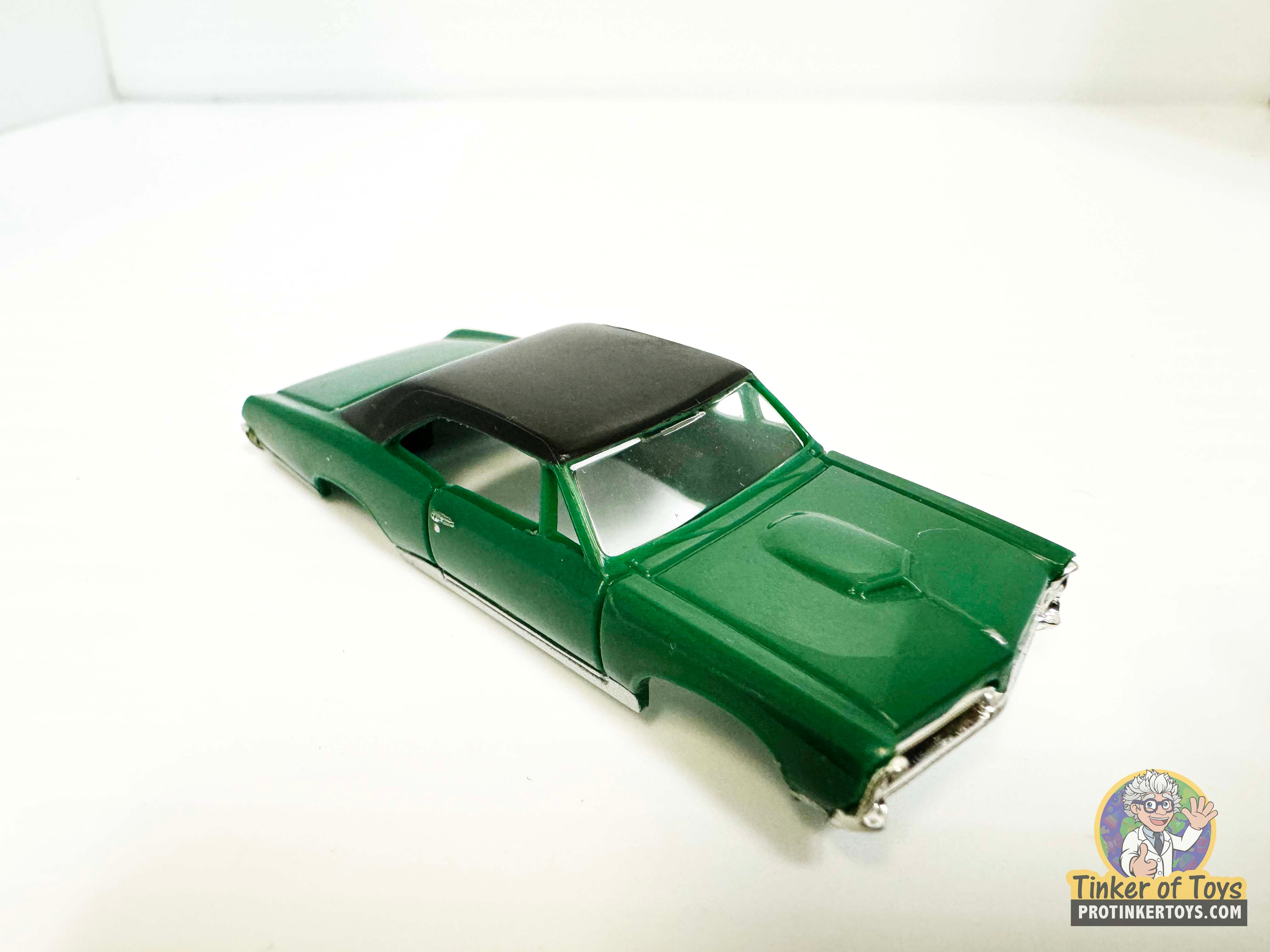 1967 GTO Dark Green Vinyl Top - A Stunning Addition by Model Motoring | MM06030
