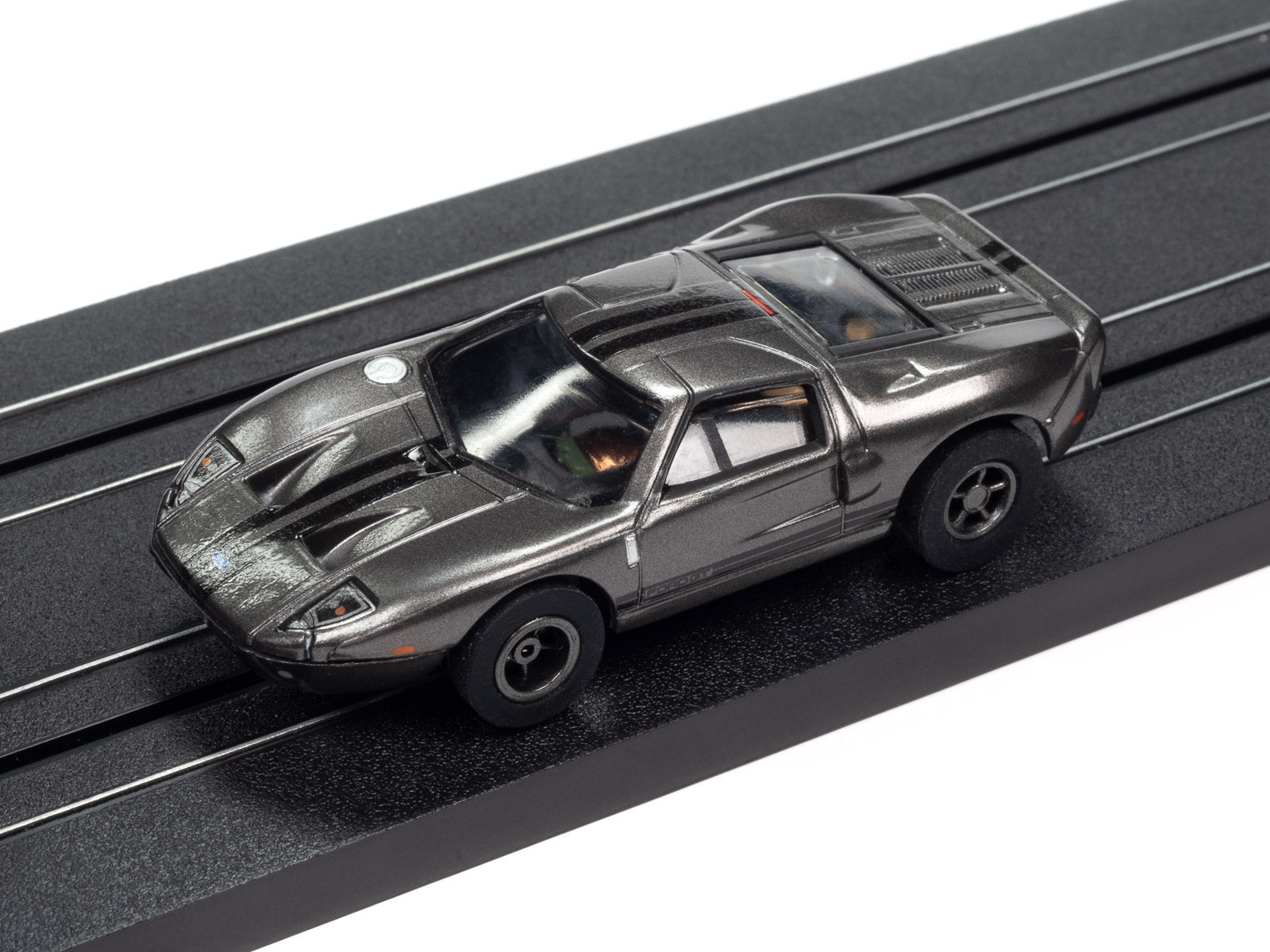 Yesterday & Today - X-Traction + Thunderjet SC400 Slot Cars by Auto World