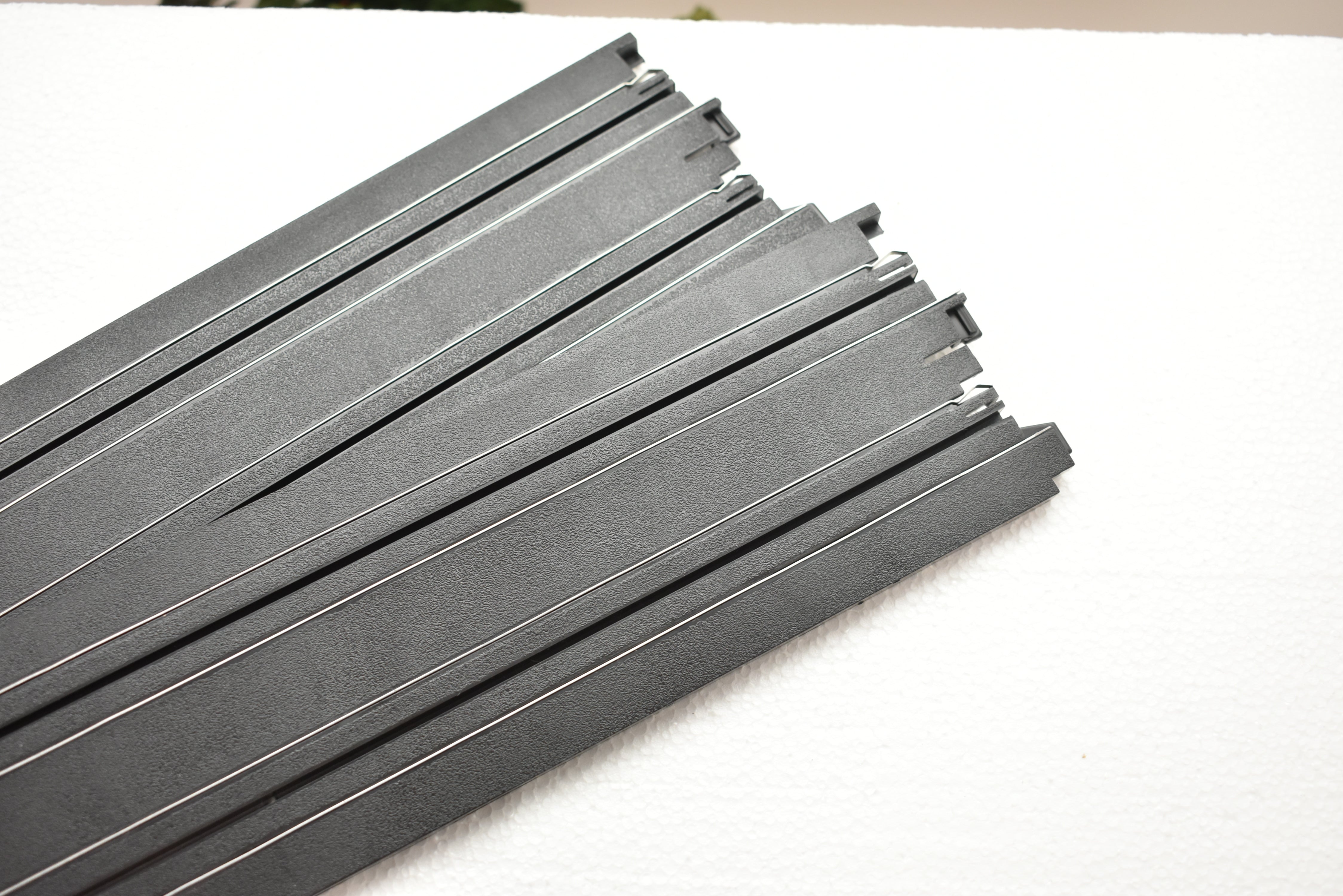 Auto World 15' Traxessories Straight Track - BULK Deal! (H0045)
