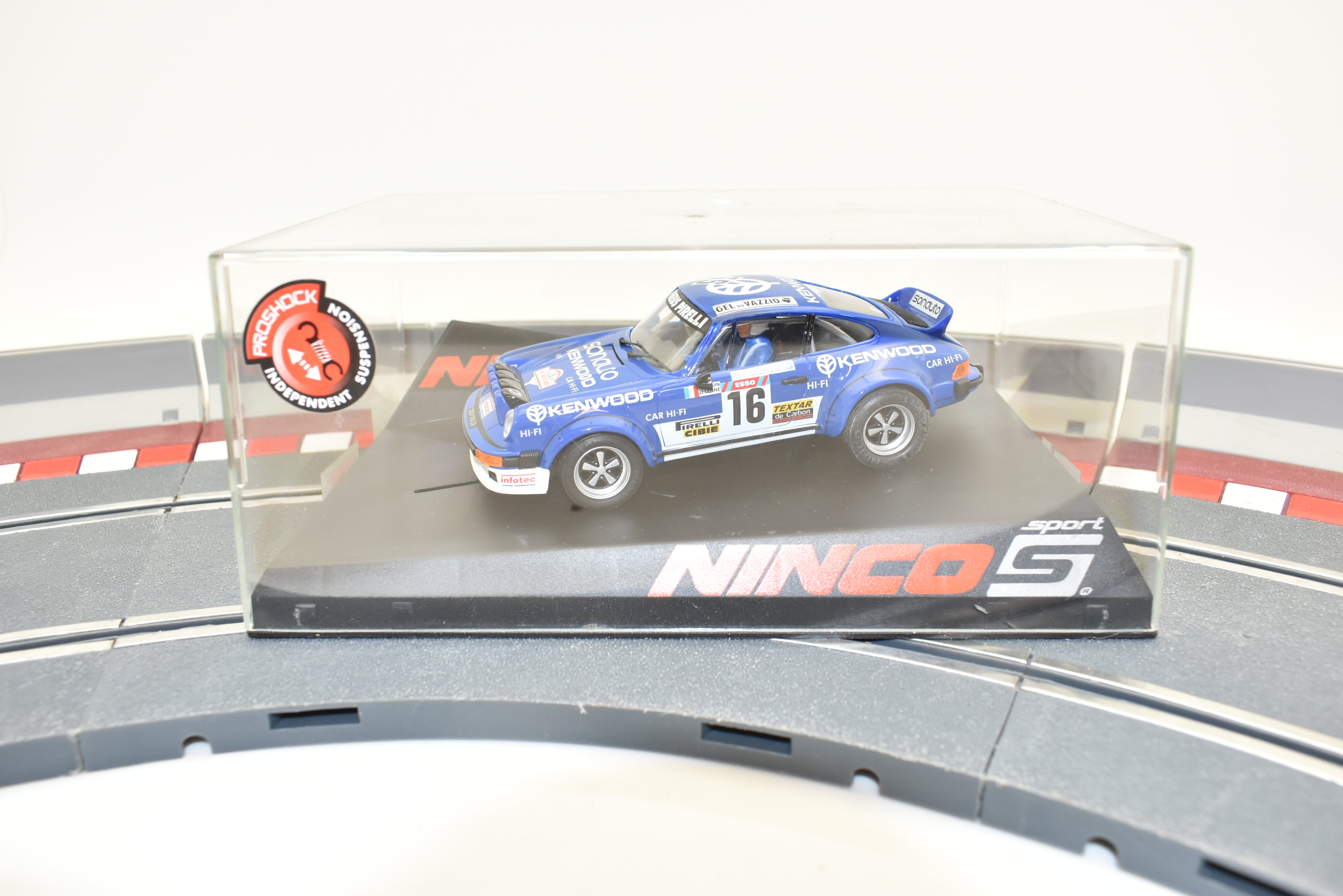 50573 NINCO 1/32 Slot Cars: Thrilling Porsche 911 SC Rally Kenwood Edition