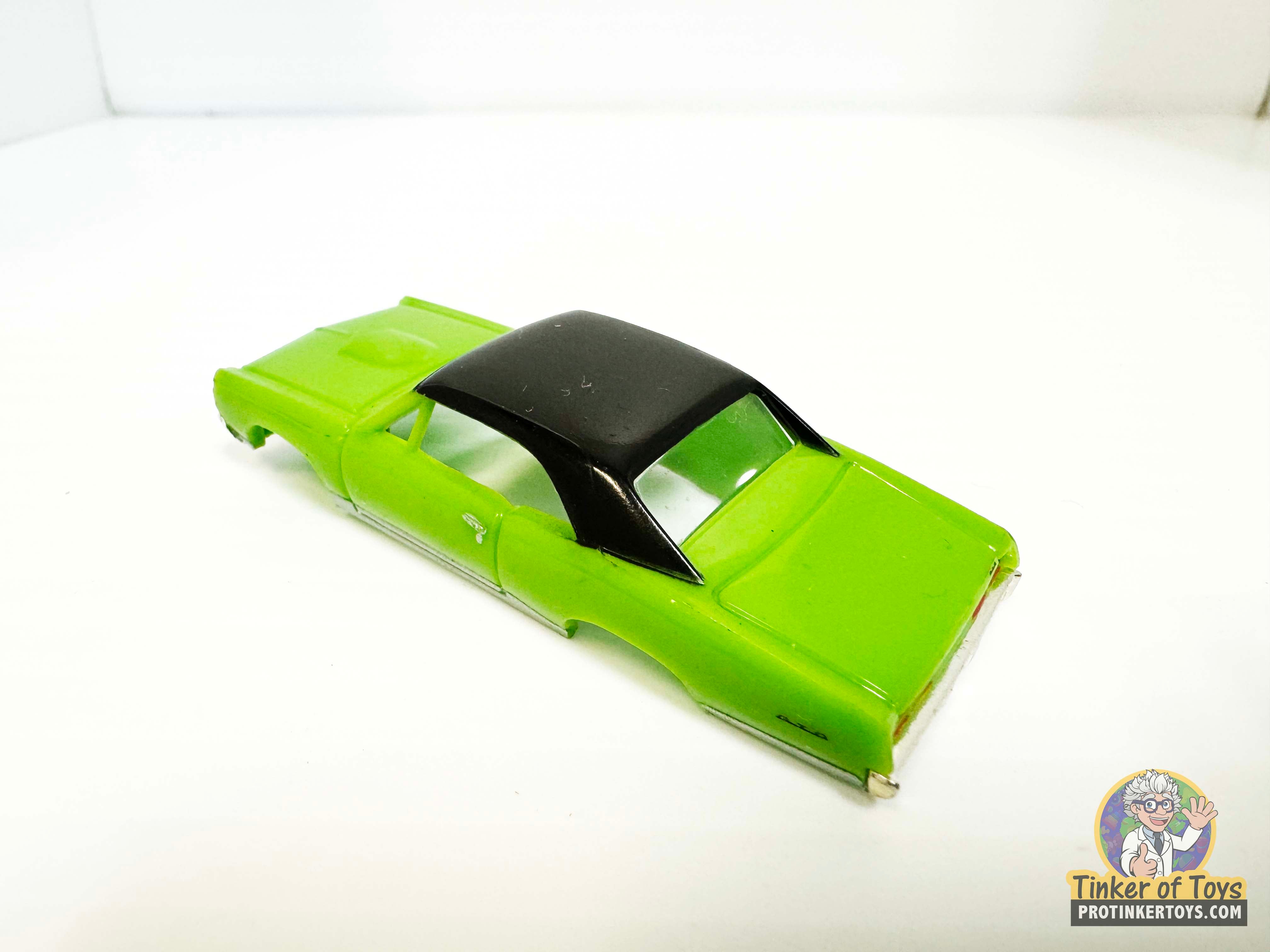 Stunning 1967 GTO Light Green Vinyl Top - Model Motoring MM06040