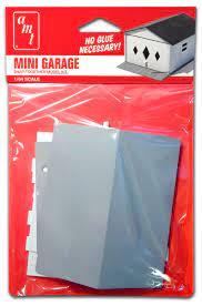 AMT Mini Garage Snap 1:64 Scale Model Kit - The Ultimate Gift for Car Enthusiasts | AMT1361 | Auto World