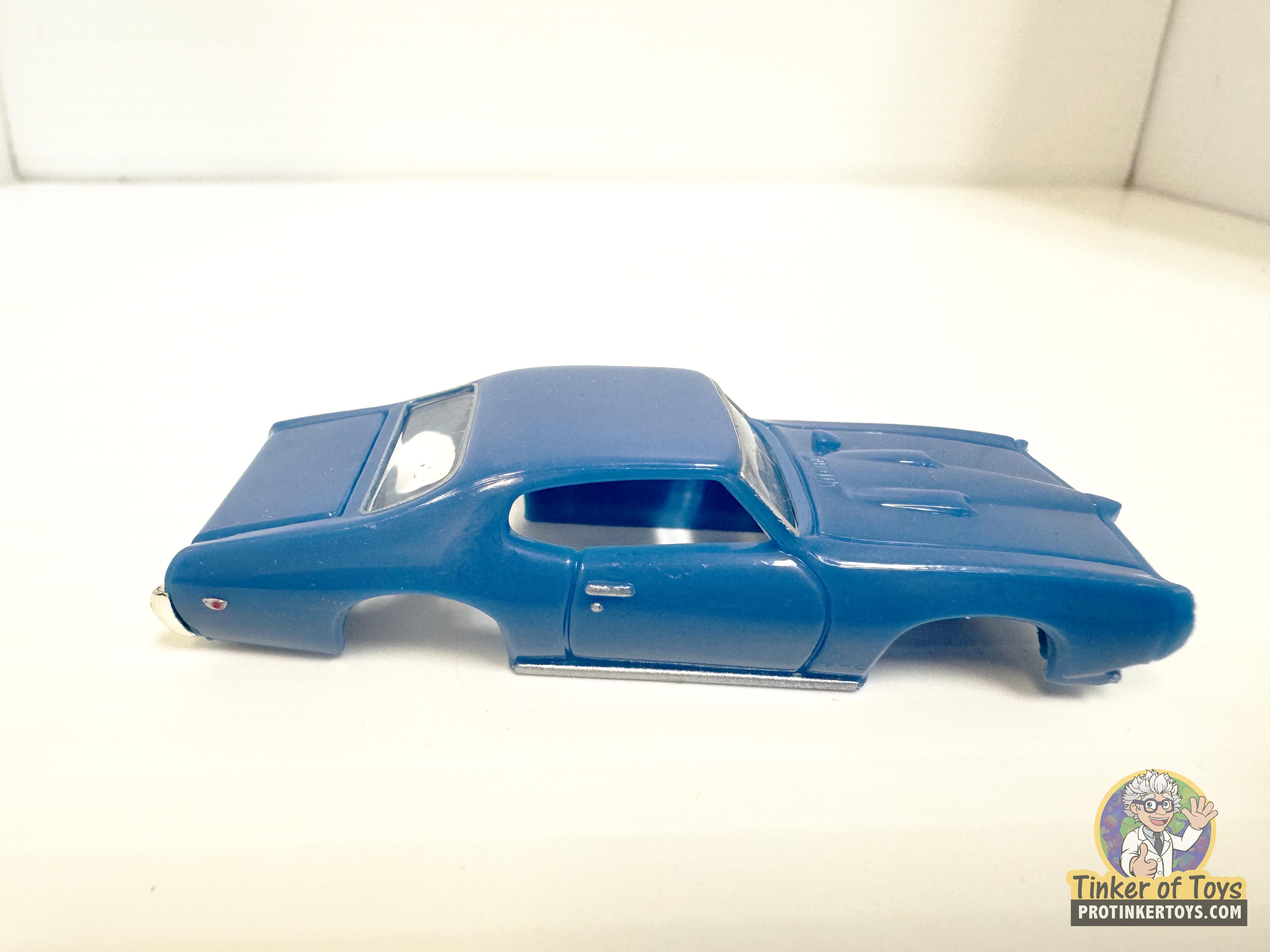 Stunning 1969 GTO Hardtop in Blue - Model Motoring MM10020