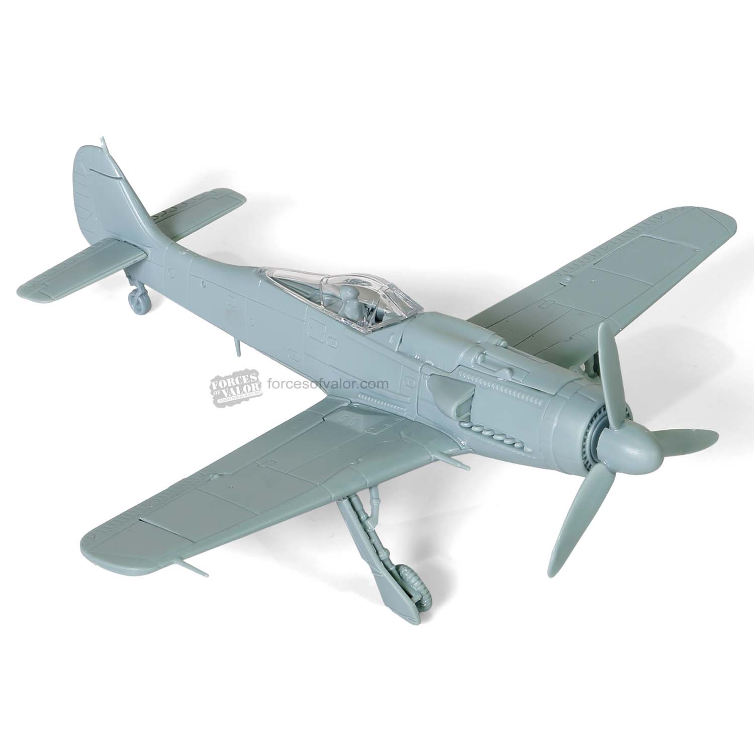 Get Your Hands on the Stunning German FW 190 D-9 1:72 Model Kit by Waltersons - 873012A!