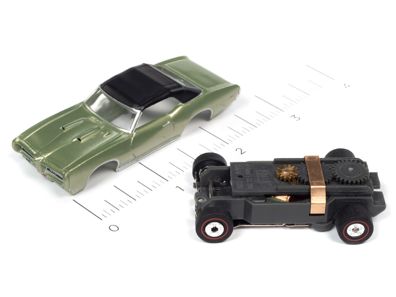 Auto World's Thunderjet Release 1 Slot Car Set - OK Used Cars SC377: A Racing Sensation!